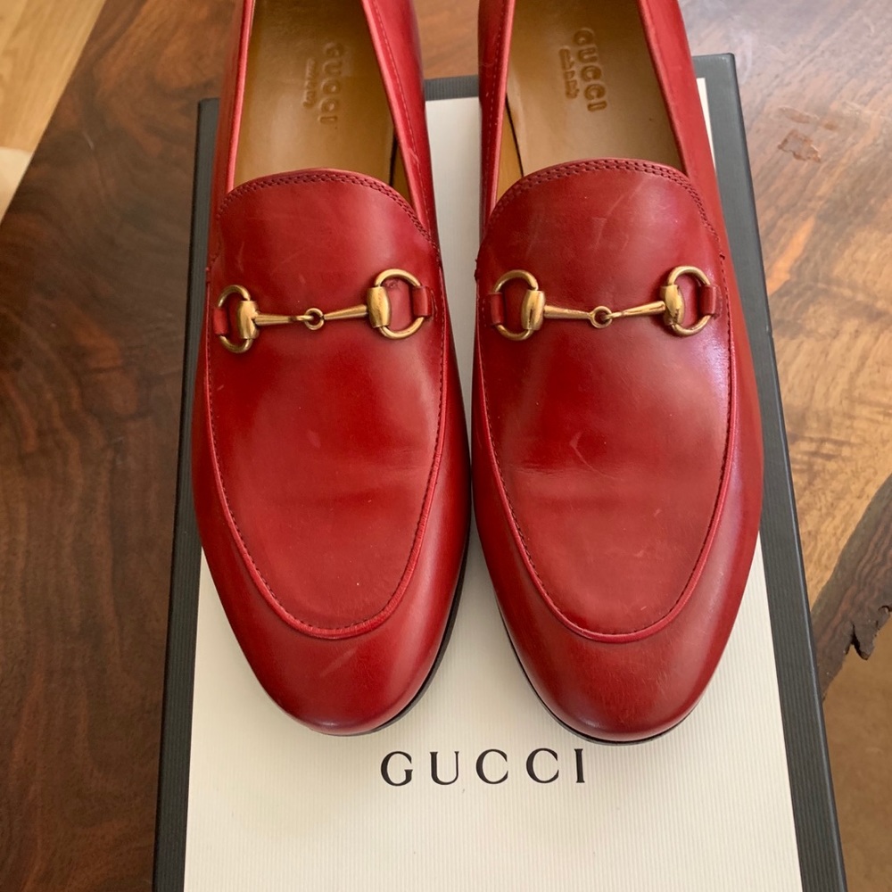 Gucci Jordan Leather Loafer (never worn)